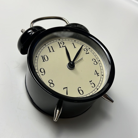 IKEA DEKAD Twin Bell Vintage Style Alarm Clock - Black - Battery Operated - Picture 2 of 6